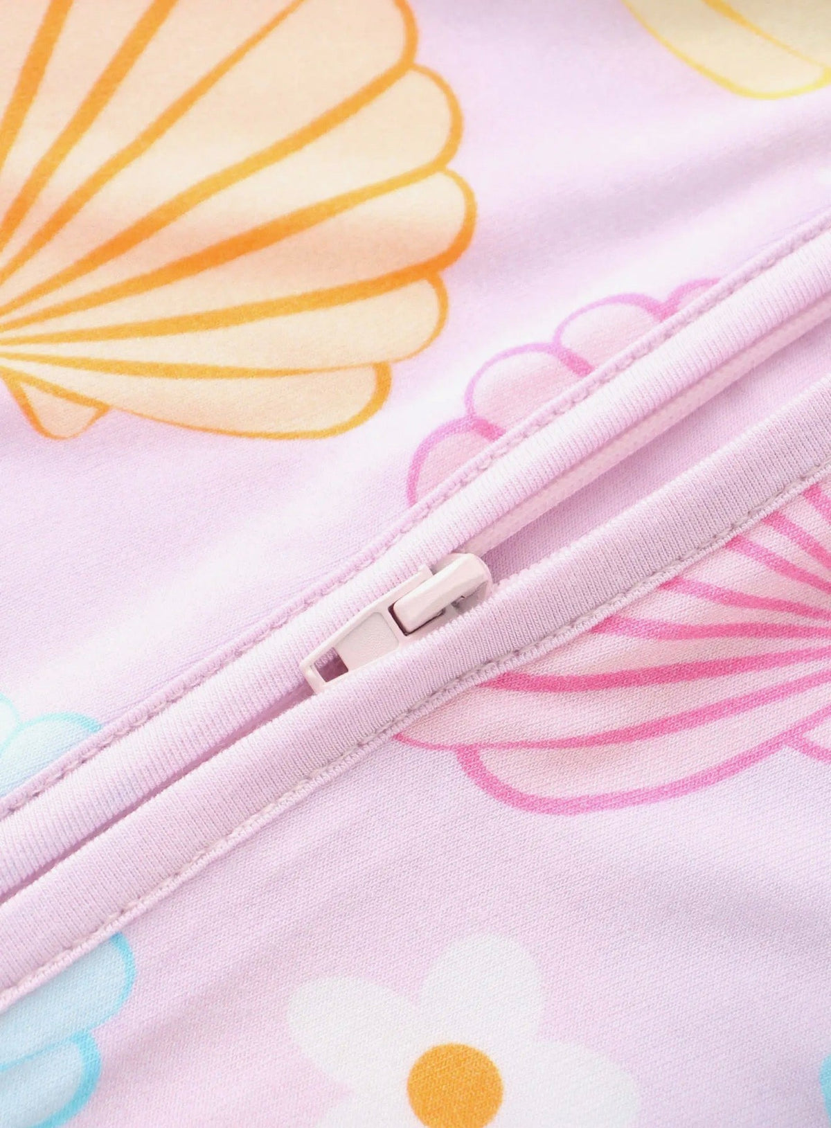 Seashell Daisy Bamboo Sleeper
